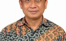dr. Manfred Himawan, Sp.M