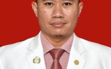 dr. Muh. Ardi Munir, Sp.OT, M.Kes, FICS