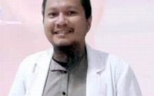 drg. Rosdian Latuconsina