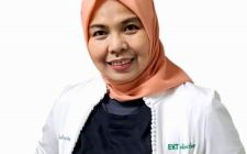 dr. Julianita, Sp.THT-KL