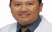 drg. Portuna Putra Kambaya, Sp.KG