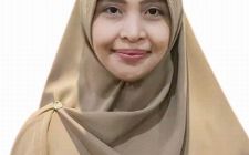 dr. Yulia Wardany, Sp.M