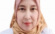 drg. Yully Dhamayanti, Sp.KG