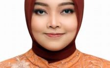 dr. Erinda Rahma Mulia, Sp.KFR
