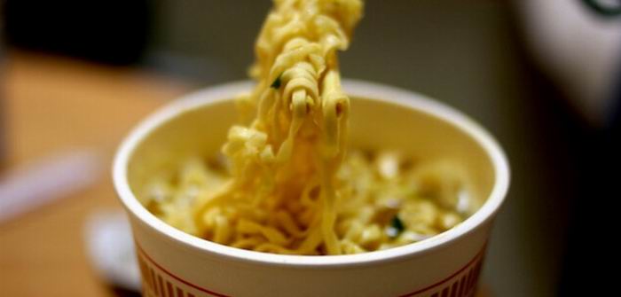 Mitos dan Fakta Seputar Mie Instan