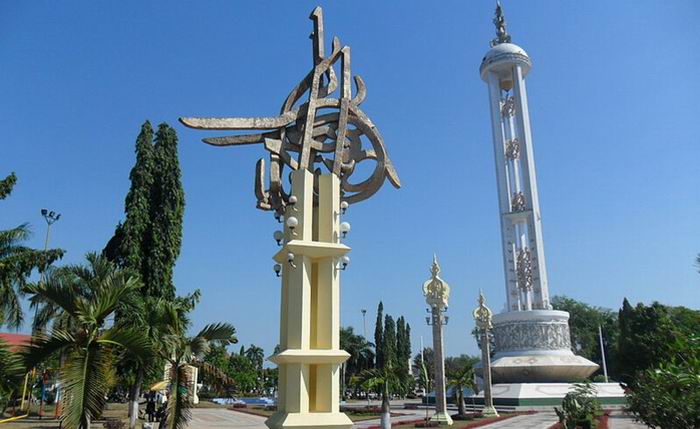 Berwisata ke Pusat Perhiasan di Kota Martapura