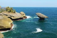 Obyek Wisata Pantai Indah Popoh Tulungagung