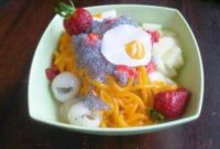 Menikmati Segarnya Semangkuk Es Spaghetti