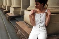 Tips Berpakaian Yang Ideal Untuk Wanita Bertubuh Kurus