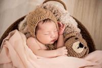 4 Alasan Yang Menyebabkan Kepala Bayi Berkeringat