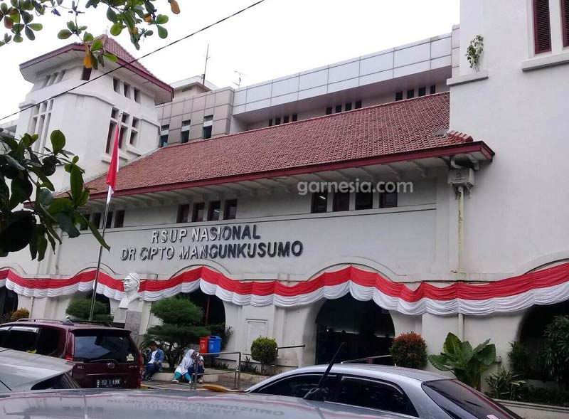 Rumah Sakit Cipto Mangunkusumo di Jakarta Pusat