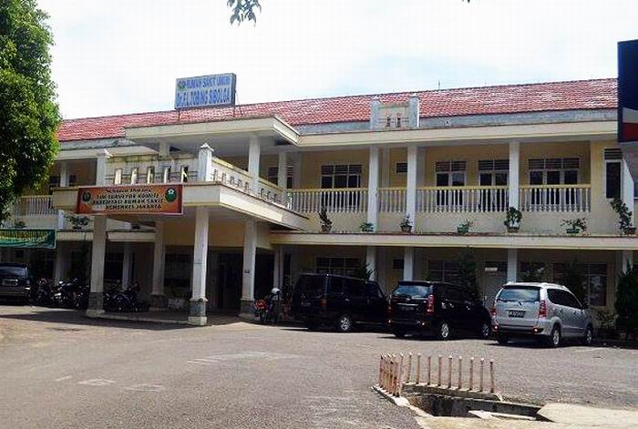 Rumah Sakit Umum Daerah Dr. F.L. Tobing di Sibolga