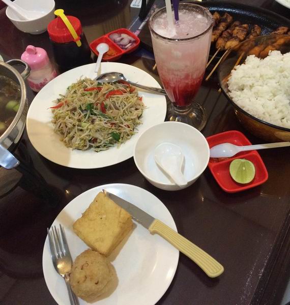 Rumah Makan Kerta Sari di Malang - Garnesia.com