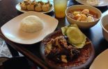 Warung Leko Spesialis Iga Sapi Penyet di Surabaya