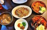 Warung Leko Spesialis Iga Sapi Penyet di Surabaya