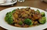 Itik Emas Resto di Madiun