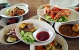 Rumah Makan Lamun Ombak di Padang