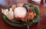 Warung Garasi Mbok Ndeso di Palangkaraya