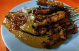 Sate Ayam Ponorogo Pak Seger di Surabaya