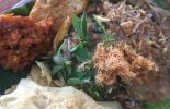 Pecel Madiun Bu Sarkiyah di Mojokerto