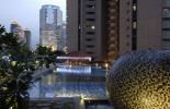 Swimming Pool The Residence di The Sultan Hotel, Jakarta Selatan