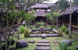 Saung Hegarsari di Tawang, Tasikmalaya