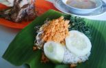 Nasi Ayam Lodho Pak Yusuf di Pogalan, Trenggalek