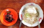 Warung Sop Empal Bu Haryoko di Muntilan, Magelang