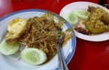 Rumah Makan Rahayu di Demak
