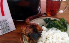 Ayam Panggang Mbok Tiyem Provinsi Jawa Tengah