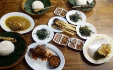 Ayam Betutu Khas Gilimanuk Bali Provinsi Jakarta