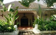 Tugu Blitar Hotel Provinsi Jawa Timur