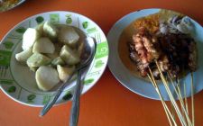 Sate Ayam Ponorogo Pak Seger Provinsi Jawa Timur