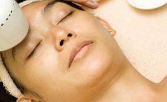 Klinik Kecantikan Helena