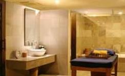 Roger's Salon, Clinic & Spa