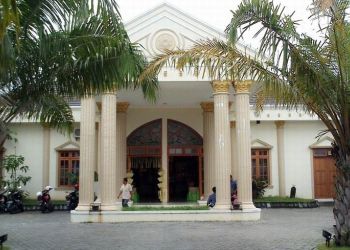 Gedung Graha Adi Provinsi Jawa Timur