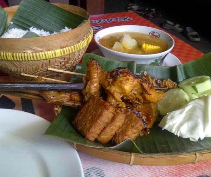 Ayam Bakar Lientang di Malang