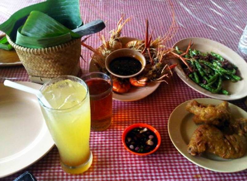 Rumah Makan Pondok Gurih di Pekanbaru - Garnesia.com